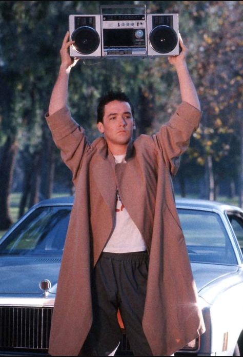 Say Anything (1989) Dir. Cameron Crowe Lloyd Dobler, Couple Costume, Recent Movies, Romantic Films, Love Cover, 80s Movies, Cosplay Halloween, Romantic Movies, Say Anything