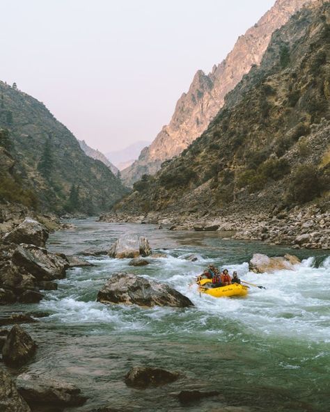 10 Photos That Will Convince You to Explore Idaho ASAP Idaho Travel Destinations | Idaho Honeymoon | Backpack Idaho | Backpacking Idaho | Idaho Vacation | Idaho Photography USA United States of America #travel #honeymoon #vacation #backpacking #budgettravel #bucketlist #wanderlust #Idaho #USA #UnitedStates #America #visitIdaho #travelIdaho #IdahoTravel Idaho Photography, Explore Idaho, Idaho Vacation, Visit Idaho, Idaho Travel, Salmon River, Photography New York, River Trip, Ring Road