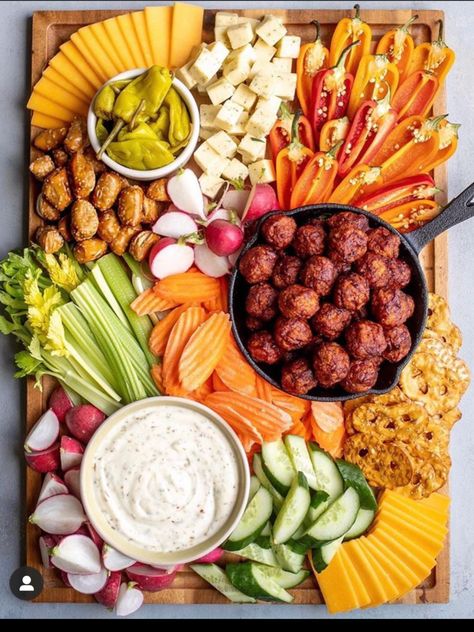 Meatball Cast Iron Skillet Board Football Sunday Appetizers, Skillet Meatballs, Hosting Hacks, Nachos Cheese Dip, Meatless Meatballs, Hearty Snacks, Mini Meatballs, Appetizer Meatballs, Food Boards