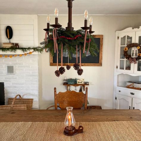 Christmas Decor For Chandelier, Christmas Chandelier Decor, Denver Christmas, Living In The Country, Christmas Chandelier, Christmas Cozy, Swedish Christmas, Lightbulbs, Christmas Time Is Here