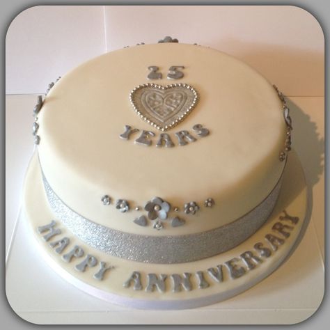 Anniversary Mini Cake Ideas, Anniversary Mini Cake, Mini Cake Ideas, Silver Wedding Anniversary Cake, 25th Wedding Anniversary Cakes, Wedding Anniversary Cakes, Wedding Anniversary Cake, Silver Jubilee, Silver Wedding Anniversary