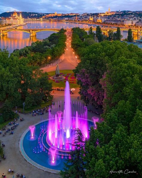 Danube River Cruise, Water Surface, Creative Shot, Mood Lighting, Budapest Hungary, City Photography, Beautiful Country, European Summer, Holiday Destinations