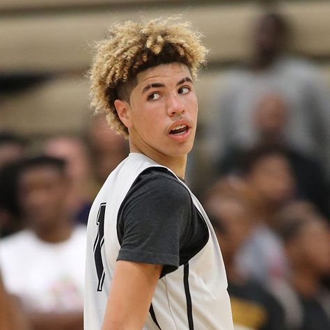 Home - Ballislife.com Liangelo Ball, Ucla Basketball, Kyle Kuzma, Lonzo Ball, Ball Hairstyles, Lamelo Ball, Basketball Star, High School Sports, Boys Basketball