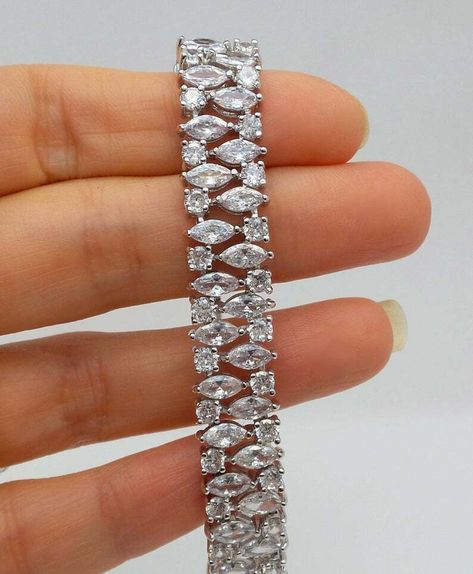 Designer Bangles, Diamond Bracelet Design, Diamond Pendants Designs, Diamond Necklace Designs, Bridesmaid Gifts Jewelry, Fine Diamond Jewelry, Leaf Bracelet, Diamond Jewelry Designs, Bangles Jewelry Designs