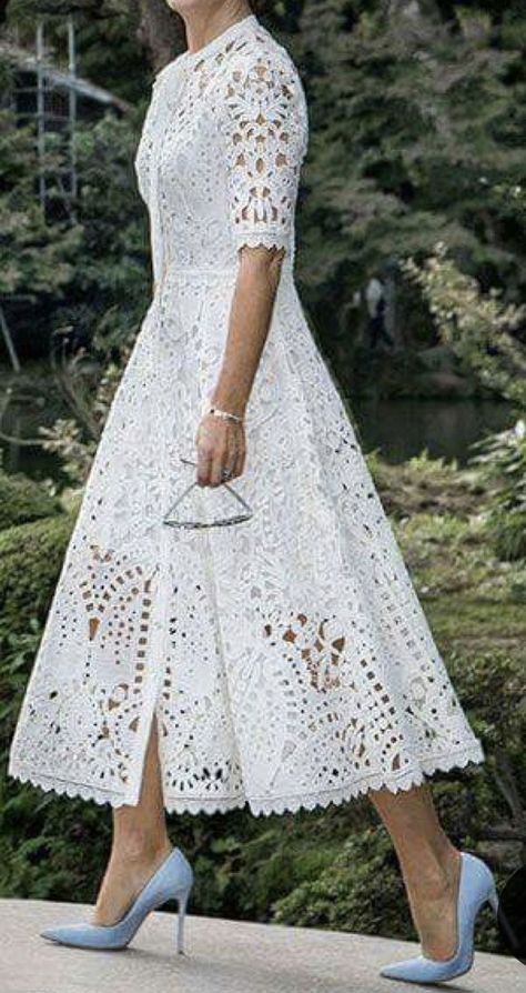 Lace Dress Classy, Long Maxi Gowns, White Long Sleeve Mini Dress, Bad People, White Mini Dress Outfit, Winter Dress Outfits, Elegant Dresses Classy, Dress Winter, Boutique Dress Designs