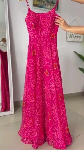 *RATE*:*1350 free shipping* *PRESENTING NEW DESIGNER PURE SOFT LIGHTWEIGHT CHIFFON BANDHEJ FULLY FLAIR GOWN,DUPPTA ,PENT SET READY TO WEAR FULLY STTICHED* *ANARKALI FABRIC*:PURE SOFT LIGHTWEIGHT CHIFFON BANDHEJ FABRIC INNER MICRO COTTON *FLAIR*: 8 mtr fully flair approx *LENGTH*:54 55 inch apporx *FULL LENGTH GOWN,PADDED,,FANCY BACKLESS DORI PATTERN* *GOWN INNER*: MICRO COTTON FULL INNER *DUPPTA*: 2.3 MTR PURE SOFT LIGHTWEIGHT CHIFFON BANDHEJ PRINT BOADER TRIANGLE LACE WORK *PENT Flair Gown, Dori Work, Stylish Kurtis Design, Georgette Gown, Trendy Outfits Indian, Anarkali Dress Pattern, Long Kurti Designs, Desi Fashion Casual, Indian Dresses Traditional