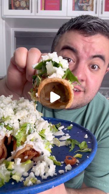 Flautas Recipe, Mexican Street Corn Salad Recipe, Alfredo Garcia, Chicken Flautas, Jalapeno Popper Chicken, Mexican Street Corn Salad, Hispanic Food, Street Corn, Mexican Street