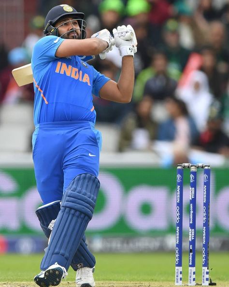 FIFTY!  Here comes the half-century for @rohitsharma45 off 34 deliveries. His 3rd in the tournament so far.  #CWC19 India Cricket Match, Ind Vs Pak, Mumbai Indians Ipl, Pakistan Match, Hit Man, India Vs Pakistan, Yuvraj Singh, Cricket (sports), India Cricket Team