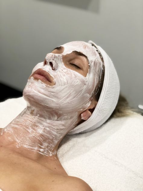 I Tried Micro-Needling for the First Time—Here's Why It's Worth It After Microneedling, Consider Me, Micro Needling, Microcurrent Facial, Numbing Cream, Cool Sculpting, Led Light Therapy, Do It Again, Skin Care Mask