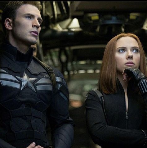 Наташа Romanoff, Marvel Couples, Natalia Romanova, Black Widow Movie, Steve Rogers Captain America, Marvel Photo, Wwe Female Wrestlers, The Winter Soldier, Chris Evans Captain America