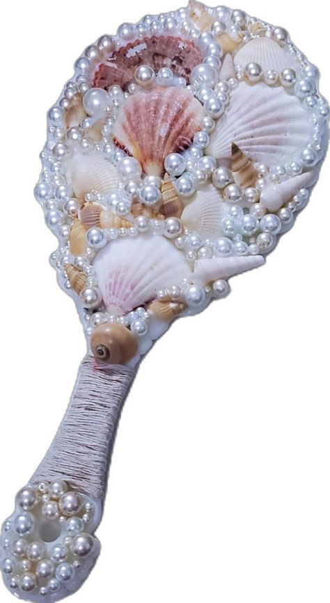 Shell Hand Mirror, Mermaid Mirror, Seashell Mirror, Hobby Ideas, Mermaid Makeup, Blue Mermaid, Mermaid Princess, Diy Mirror, Seashell Crafts