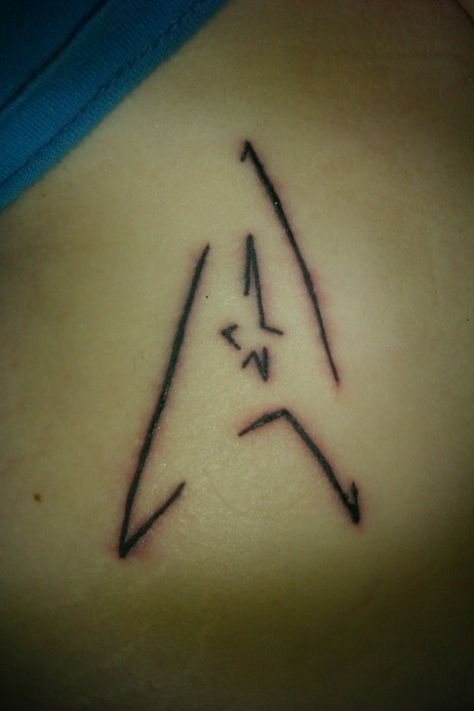 Simple Star Trek Logo Tattoo Starfleet Tattoo, Star Trek Tattoo, Star Trek Logo, Abstract Star, Infinity Tattoos, Ship Tattoo, Memorial Tattoo, Space Tattoo, Spock