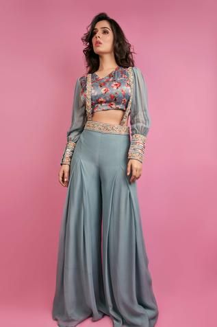 Shop for Suruchi Parakh Grey Shantoon Satin Silk Crop Top And Pant Set for Women Online at Aza Fashions Ethnic Jumpsuit, Indian Jumpsuit, Jumpsuit Outfit Wedding, Crop Top And Pants Set, Desi Fits, Grey Jumpsuit, Saree Gown, Silk Jumpsuit, Western Dress