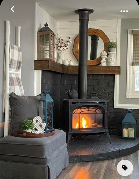 Wood Stove Corner Hearth, Barndo Fireplace, Stove Inspiration, Pellet Stove Hearth, Wood Stove Decor, Free Standing Wood Stove, Wood Burning Stove Corner, Corner Wood Stove, Wood Stove Surround