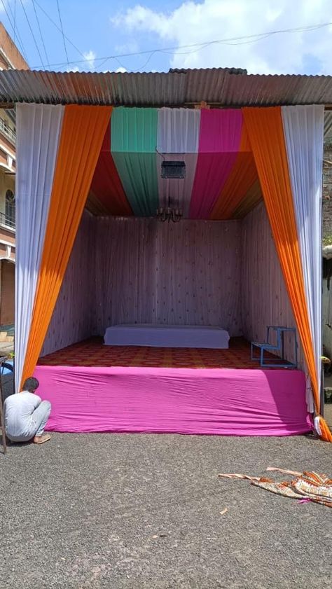 Ganpati Mandap Decoration, Ganpati Mandap, Flower Wall Decor Diy, Flower Decoration For Ganpati, Ganpati Decoration Theme, Mandap Decoration, Mix Songs, Ganpati Songs, Mandap Design