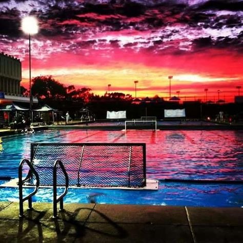 Polo Wallpaper, Usa Water Polo, Hot Surfers, Sport Pool, Sunset Images, California Sunset, Trippy Wallpaper, Water Polo, Ready To Play