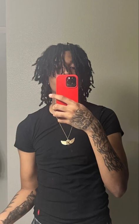 Locs Aesthetic, Short Dreadlocks Hairstyles, Black Men Tattoos, Dread Hairstyles For Men, Graduation Hair, Cute Dreads, Braided Hairstyles For Black Women Cornrows, Light Skin Men, Dark Skin Men