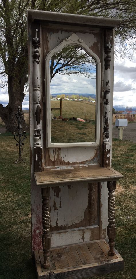 Old Door Vanity, Antique Door Ideas, Old Door Mirror, Old Doors Repurposed, Old Garage Door, Remodeled House, Door Hall Trees, Garage Door Ideas, Door Repurposed