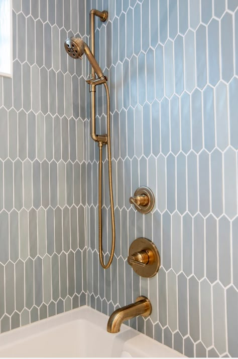 Mid Century Tile, Best Bathroom Paint Colors, Bathroom Lighting Ideas, Mid Century Modern Bathroom, Bathroom Paint, Bathroom Paint Colors, Right Light, Brown Design, Master Bath Remodel