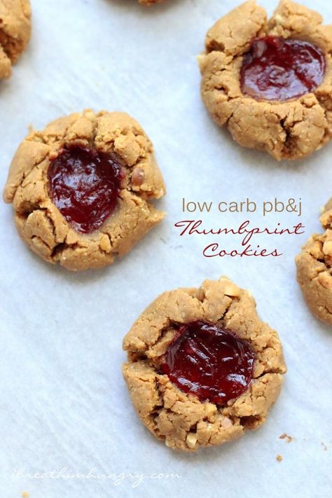 Peanut Butter And Jelly Cookies, Healthy Bakes, Dairy Free Keto Recipes, Thm Sweets, Dessert Restaurant, Thumbprint Cookie, Low Carb Cookies Recipes, Law Carb, Jelly Cookies