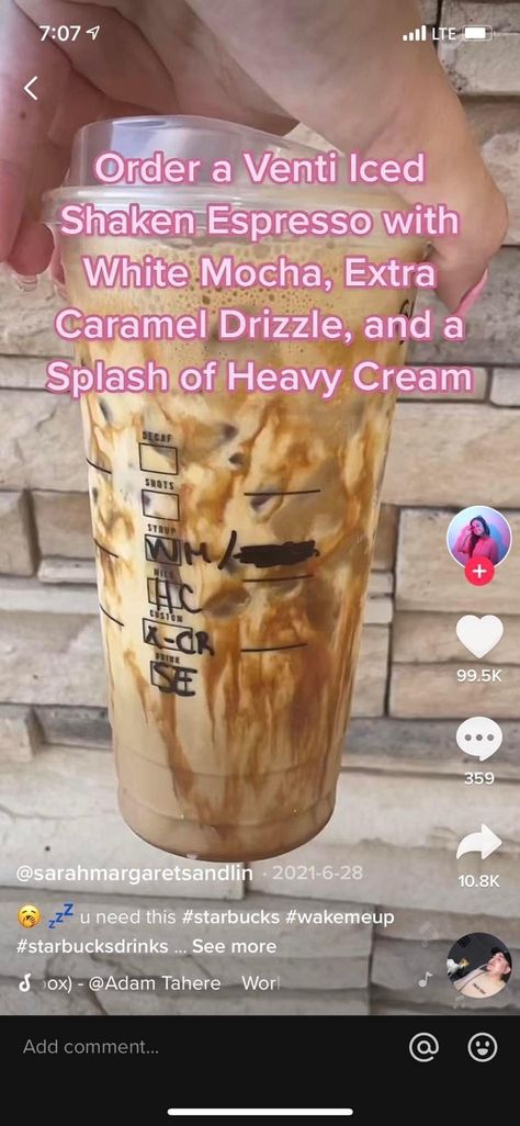 Starbucks Specialty Drinks, Starbucks Drink Menu, Starbucks Hacks, Starbucks Secret Menu Recipes, Cold Starbucks Drinks, Starbucks Drinks Diy, Secret Starbucks Recipes, Iced Starbucks Drinks, Coffee Recipes Starbucks