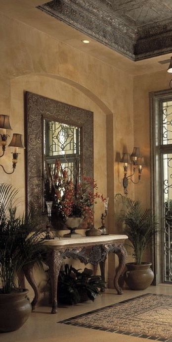 Old World Entryway, Tuscany Style Home Interiors, Hacienda Style Living Room Decor, Modern Tuscan Decor Living Room, Tuscan Villa Interior Decor, Tuscan Living Room Ideas, Tuscan Curtains, Tuscan Interior Design, Tuscan Homes Interior