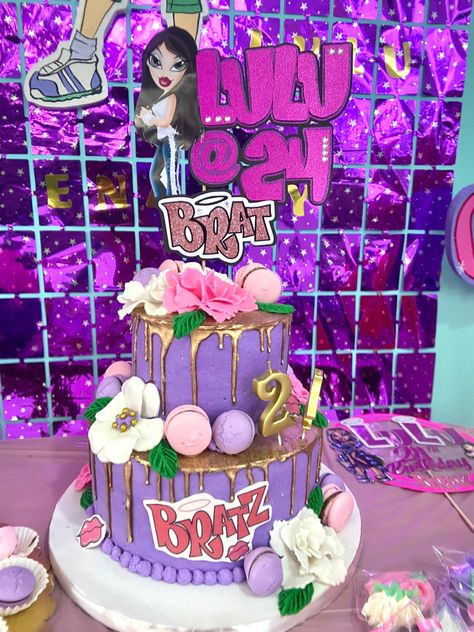 Bratz 18th Birthday Party, Brats Birthday Cake, Brats Doll Birthday Party Ideas, Bratz Theme Cake, Bratz Doll Cake Ideas, Bratz Party Invitation, Bratz 21st Birthday Cake, Bratz Birthday Party Ideas Cakes, Bratz 21st Birthday Party