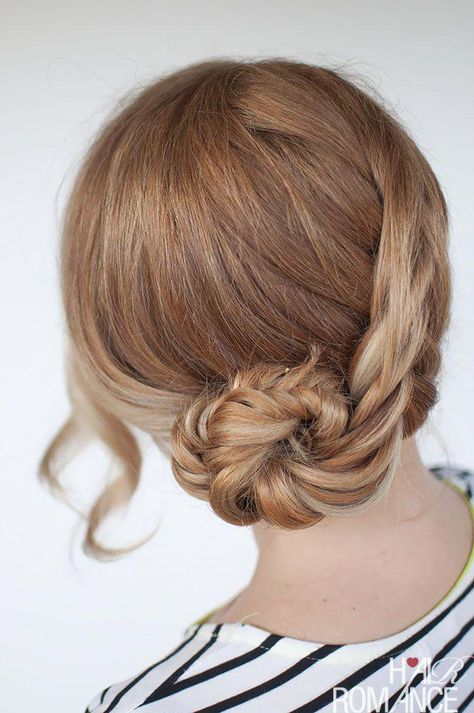 Seashell braid tutorial – Dutch fishtail braid tutorial #weddingbraids Dutch Fishtail Braid Tutorial, Seashell Braid, Fishtail Braid Tutorial, Dutch Fishtail, Updo With Headband, Dutch Fishtail Braid, Fancy Braids, Unique Braids, Hair Romance