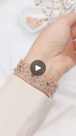 Tatting With Beads, Sewing Tips, Happy Moments, My Story, Sewing Hacks, Tatting, Beaded Bracelets, In This Moment, Beads