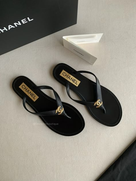 Channel Sandals, Chanel Thong Sandals, Luxury Sandals, Bling Sandals, Pretty Sandals, Fashion Shoes Heels, Luxury Shoes Women, Cute Shoes Heels, Shoes Heels Classy