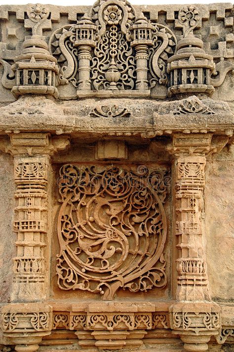 Adalaj step well, ahmadabad royalty free stock photo Step Well, Arte Yoga, Indian Temple Architecture, India Architecture, Ancient Indian Architecture, Wal Art, Indian Sculpture, Temple Architecture, Temple Art