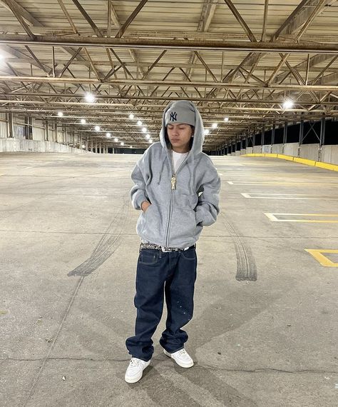 Baggy Edgar Outfits, Dude Outfits Street Styles, Pro Club Fits Guys, Edgar Clothes Style, Toronto Mans Outfit, Edger Outfits Men, Edgar Fits Men, Hood Style Outfits Men, Baggy Clothes Outfit Men Street Styles