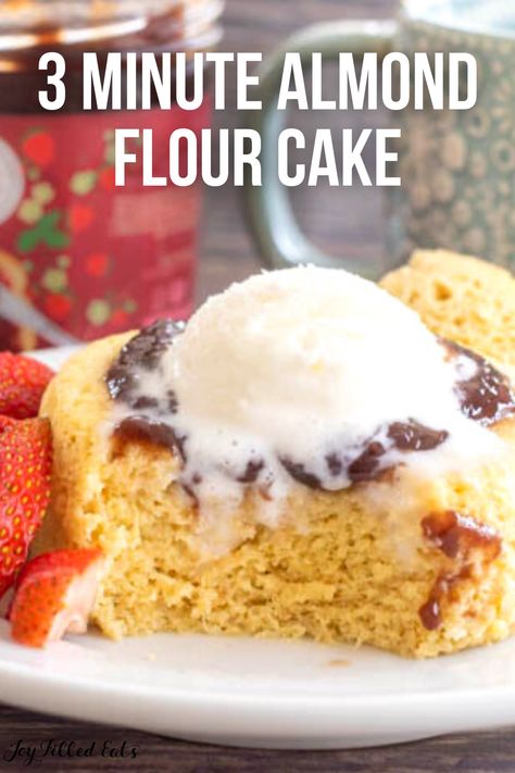 Who loves not having to share their desserts? This Almond Flour Mug Cake is meant to be enjoyed - just by you! The ENTIRE cake has less than 6 net grams of carbs and is ready in just three minutes of time! It's time to treat yourself - without any of the guilt. No Egg Mug Cake, Almond Flour Mug Cake, Mug Cake Keto, Mug Cake Easy, Mug Cake Healthy, Easy Mug Cake, Almond Flour Cakes, Mug Cake Microwave, Baking With Almond Flour