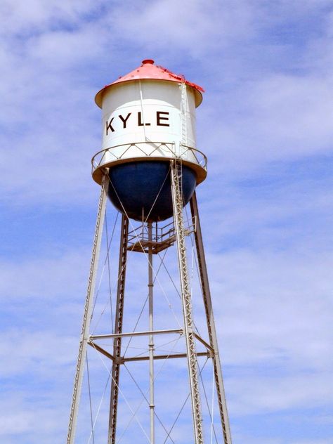 The Kyle Water Tower. Probably the most iconic thing in Kyle. It can be seen from IH-35 as people head through town (on their way to Austin / San Antonio)  Fun fact. it's actually full of dirt... not a functioning water tower. Kyle Texas, Theme Days, Tree Service, Central Texas, Water Tower, Space Needle, Daily Photo, Fun Fact, San Antonio