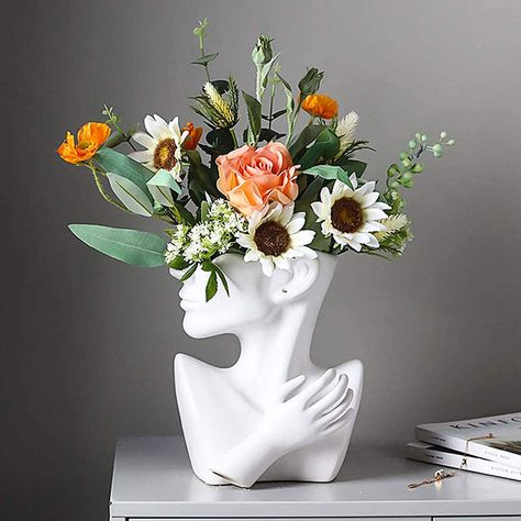 9 Elegant Face Flower Vase Designs - Design Swan Jasmonite Idea, Modern Vase Design, Wellness Collage, Flower Vase Design, Sculpture Vase, Vase Noir, Modern Vases, Vase Modern, Face Vase