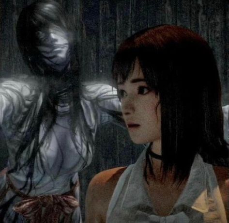 Ada Wong Leon, Resident Evil Ada Wong, Resident Evil Ada, Princesa Emo, Aesthetic Core, Aesthetic Goth, Japanese Horror, Scary Games, Fatal Frame