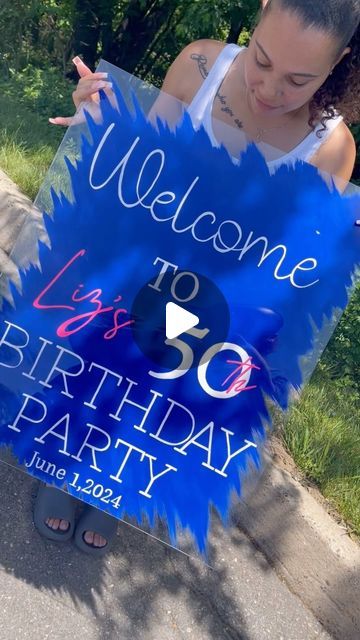 SweetDecor LLC. on Instagram: "Quick tutorial on how I made this Custom Acrylic Sign! 💙💓This looks short, but im reality took me like 3 days to make!! Sooo worth it!!!! 🫶🏼 Give me something unique to make!!!!!! 

#sign #custommade #customsigns #painting #acrylic #decor #weddingdecor #birthdaysign #birthday #southjersey #decoration #smallbusiness" How To Make Acrylic Signs, Diy Logo Sign, Acrylic Signs Diy, Treat Stand, Something Unique, Birthday Name, Logo Diy, Cricut Craft, Acrylic Decor