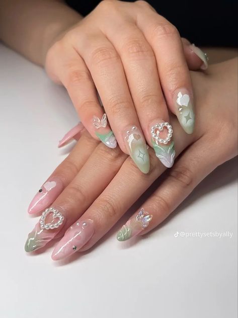 Matcha Nails, Adorable Nails, Prom Nail Designs, Strawberry Matcha, Retro Nails, Medium Almond, Grunge Nails, Nice Nails, Green Nail