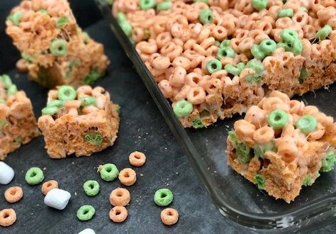 Caramel Apple Jack Treats | Foodtalk Easy Pumpkin Pancakes, Apple Jacks Cereal, Goodies Recipes, Soft Caramels, Apple Jacks, Camp Food, Sweet Pies, Pancakes From Scratch, Apple Jack