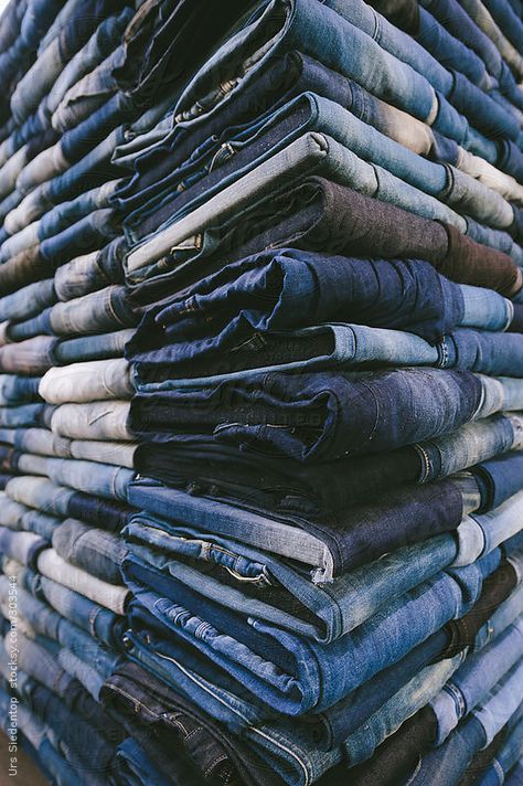 Jeans Storage Ideas, Boutique Clothing Store Design, Jeans Storage, Denim 2024, Denim Photography, Momotaro Jeans, Jean Organization, Denim Photoshoot, Denim Background