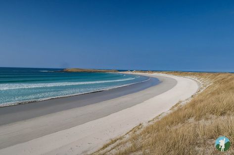 Walking Holidays Scotland - Beaches and Hills in the Outer Hebrides East Coast Beach, See Threw, East Coast Beaches, Walking Holiday, Walking Routes, Outer Hebrides, Scottish Landscape, Scotland Travel, Holiday Destinations