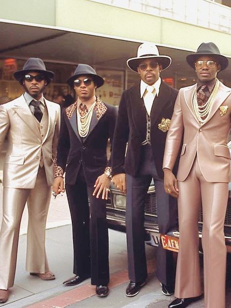 70s Black Fashion, 70s Fashion Men, Party Outfit Men, 90s Fashion Outfits Hip Hop Party, Fashion Models Men, Fashion 70s, 70s Inspired Fashion, 70s Aesthetic, Vintage Black Glamour