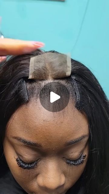 Afsisterwig store on Instagram: "blended natural widows peak in with the glueless closure, what a technic😜😍
TT: hair_chi_goes
.
Follow us if you would like to stay trendy of hair lovers
.
#linkinbio bio link search "2x6"
#newarrival 2x6 clsoure + bundles, can be made to wig option available
.

------------------------------
Wig experts and hair factory owners🤍
.
#gluelessinstall #quickweave #wigmaker #closurewigs #humanhairwigs #hairstyle #wigrefreshing #2x6closurewig #sewin #closuresewin #closurewig #lowmaintencewig" Widows Peak, Widow's Peak, Wig Store, Quick Weave, Human Hair Lace Wigs, Closure Wig, Hair Bundles, Lace Closure, Human Hair Wigs