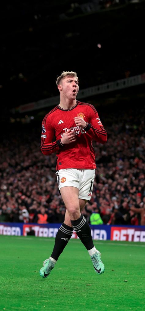 Rasmus Hojlund Wallpaper Premier League Wallpapers, Cristiano Ronaldo Junior, Manchester United Wallpaper, Ronaldo Junior, Manchester United Fans, Football Photography, Real Madrid Wallpapers, Madrid Wallpaper, Football Images