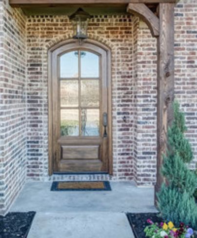 How To Whitewash Exterior Brick, German White Wash Brick, Front Doors On Brick Houses Entrance, Different Types Of Brick Exterior, German Wash Brick Exterior, Whitewashed Brick Ranch House, Farmhouse Brick House, Whitewashing Brick Exterior, Red Brick German Smear