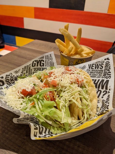 I went to Guzman y Gomez in Harajuku Tokyo Japan , mexican food #tacos #meal #yummy #snackideas Guzman Y Gomez, Mexican Food Tacos, Harajuku Tokyo Japan, Taco Meal, Food Tacos, Design Tech, Harajuku Tokyo, Birthday Inspo, Food Board