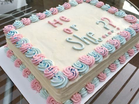 Post a Guessing Poll on Facebook To Do Your Baby Gender Reveal Simple Cake Ideas, Announce Baby, Food Baby Shower, Simple Baby Shower Cake, Gender Reveal Food, Baby Shower Cake Designs, Gender Reveal Baby Shower Themes, Cake Stock, Lightweight Baby