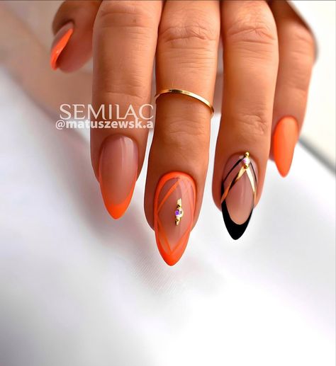 Popular Nail Ideas, Trendy French Tip Nails, Tip Nails Designs, Colorful Summer Nails, Stiletto Nail Art, Elegant Nail Art, French Tip Nail Designs, Sassy Nails, Nails Now