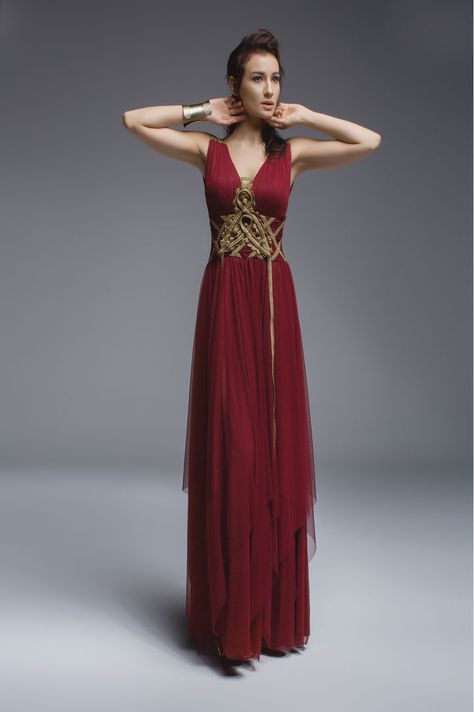 Evening dress (Grecian/Hellenistic) www.sharbet.com.tr Dresses Goddesses, Greek Dress Goddesses, Egyptian Dresses, Greek Style Dress, Athena Dress, Storyboard Ideas, Grecian Dress, Blouse Ideas, Roman Goddess