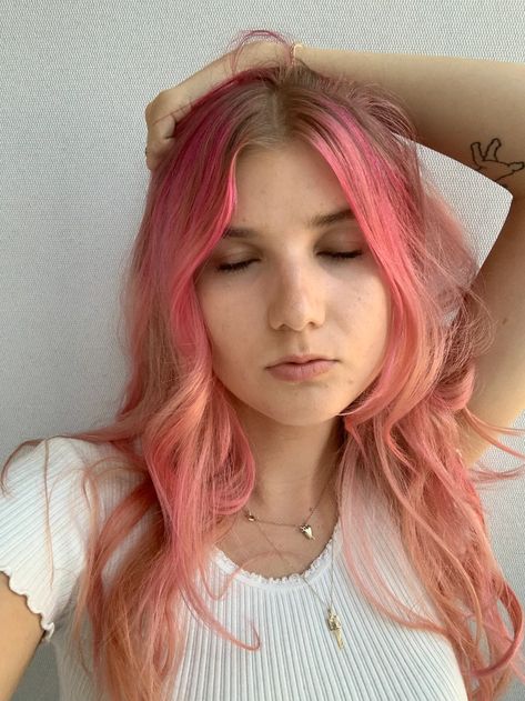 Pink Hair For Cool Skin Tone, Best Pink Hair Dye, Blonde Hair Dyed Black, Olive Skin Hair, Hair Color Tips, Medium Red Hair, Dyeing My Hair, Skin Tone Hair Color, Pink Hair Color